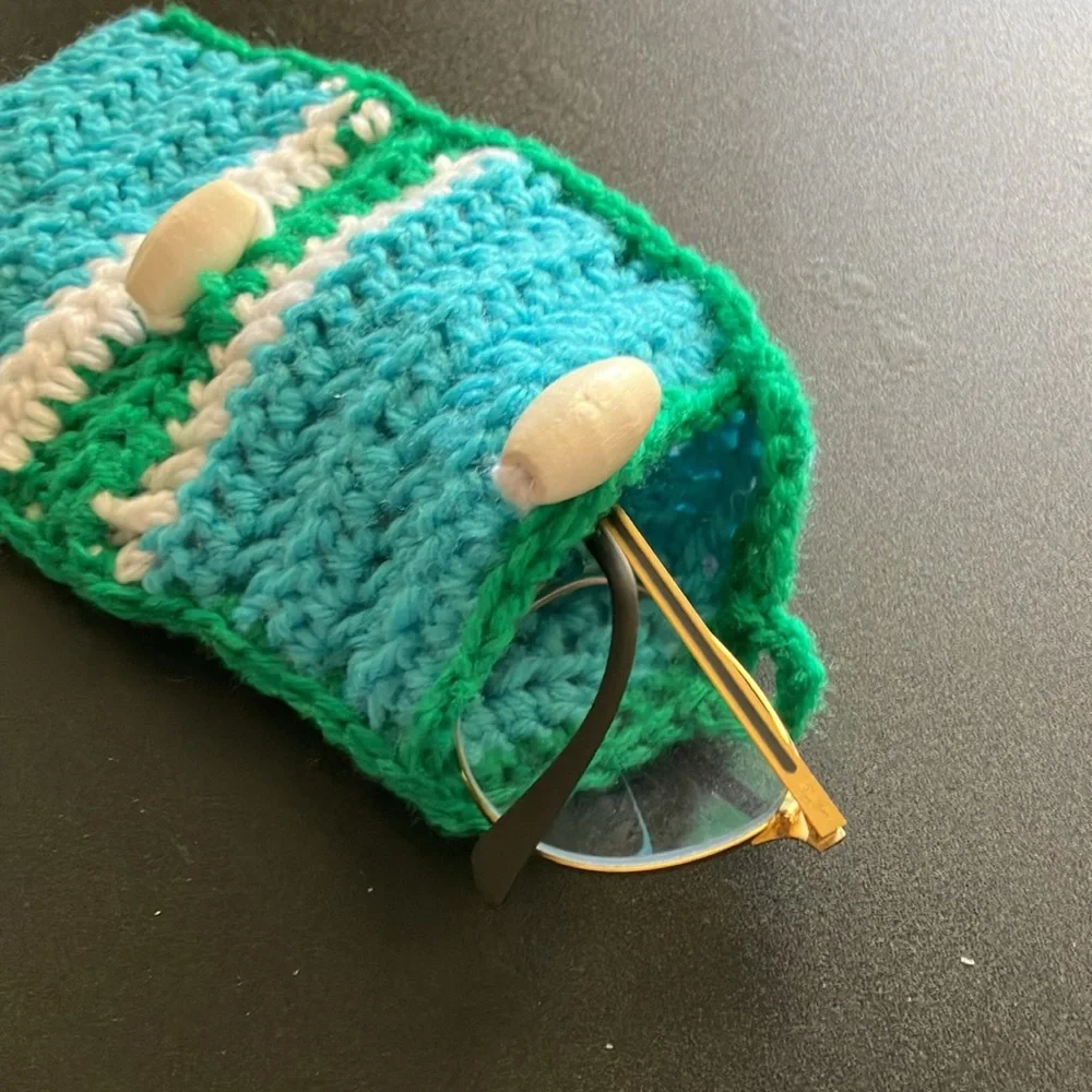 Handmade crochet cell